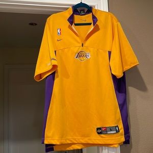 Men size L, Nike Lakers shirt, never worn